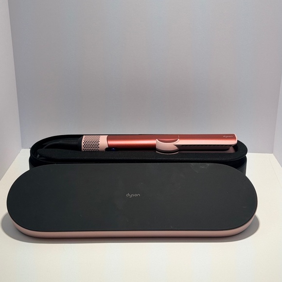 Dyson Airstrait Straightener (Strawberry)Dry & straighten in 1 pass